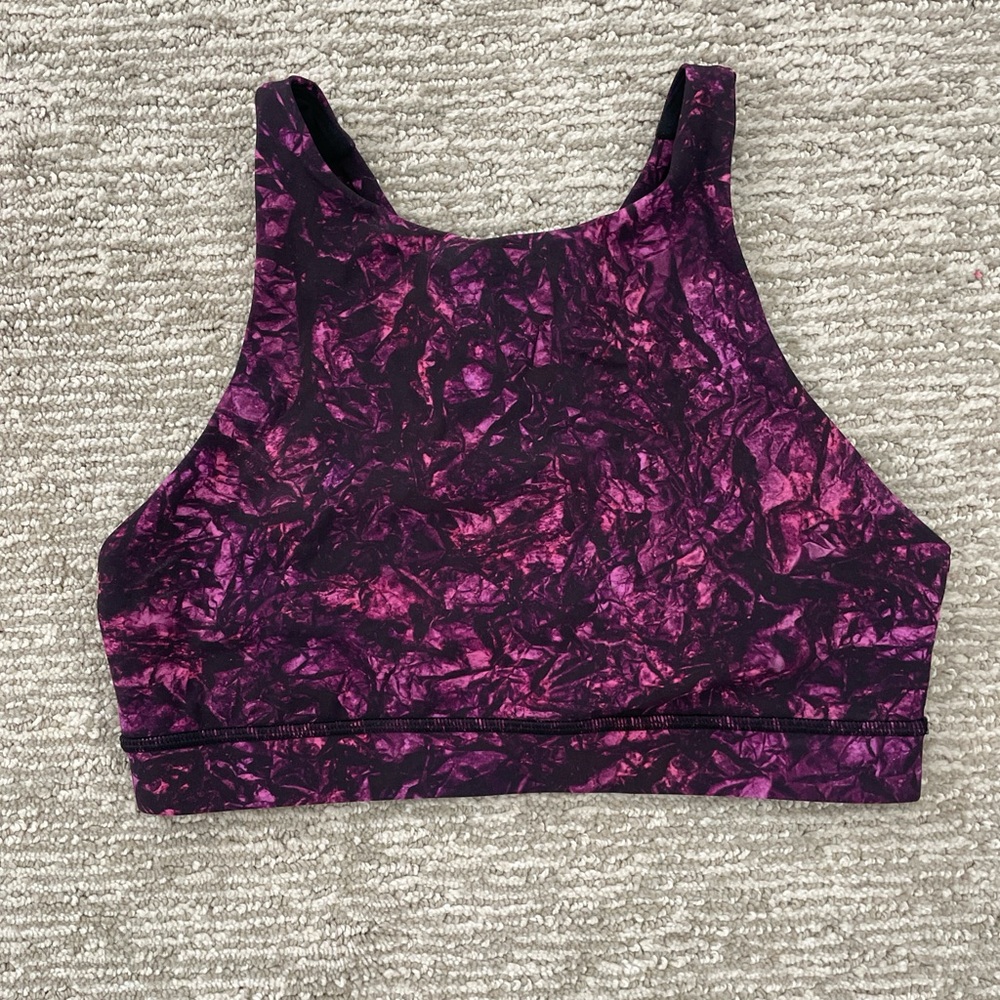 Lululemon High-Neck Energy Sports bra in Undercurrent Grapealicious Multi